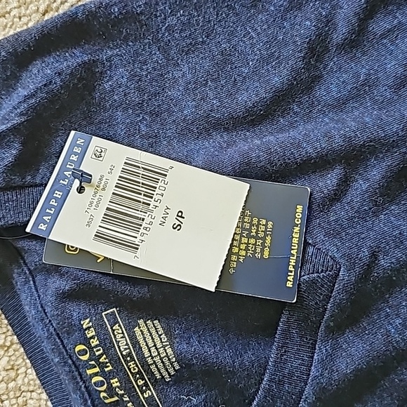 Polo Ralph Lauren V-Neck tee - Picture 4 of 5